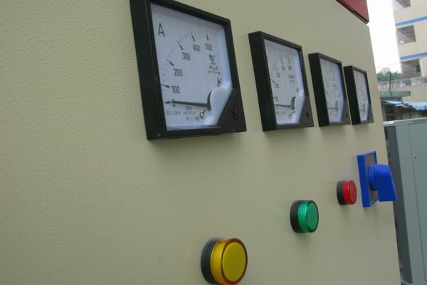 新洲配电箱-3683讲讲配电箱的好处有哪些